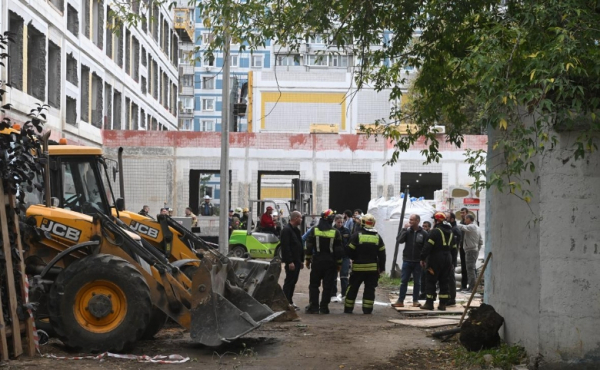 Спасатели завершили работы на месте обрушения в московской школе